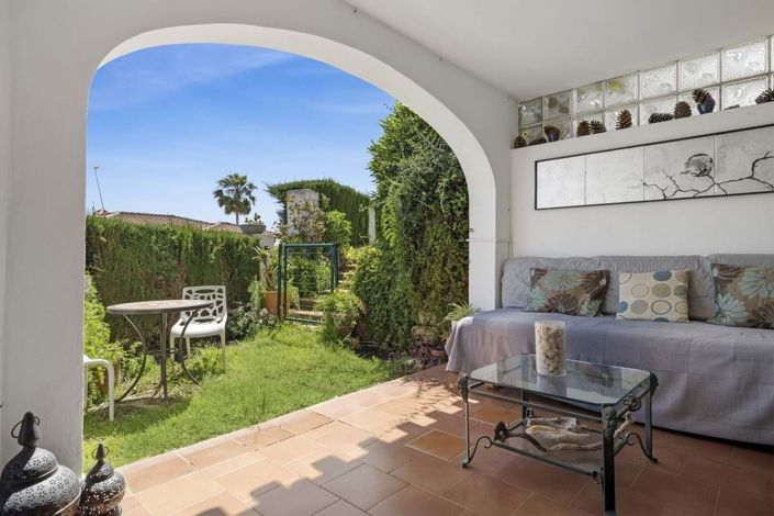 Image No.16-2 Bed Townhouse for sale