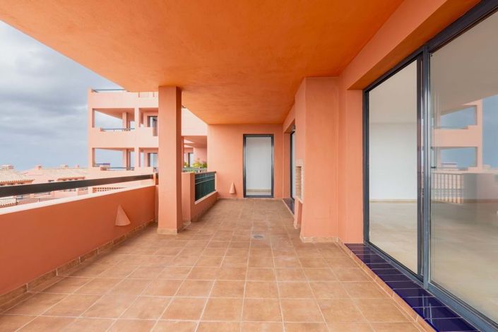 Image No.23-2 Bed Apartment for sale