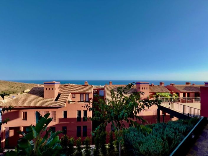 Image No.28-2 Bed Apartment for sale