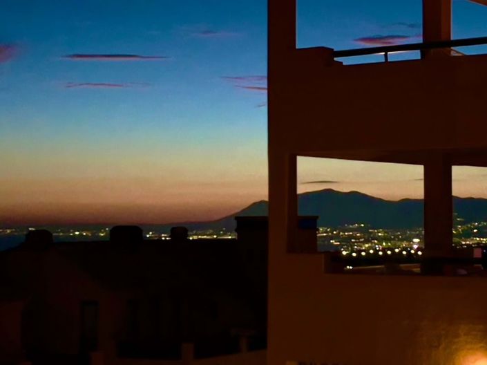 Image No.48-2 Bed Apartment for sale