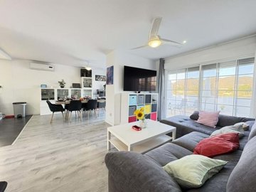 1447-647294-78d1f4f8b6655591b02d22fabb36a692d