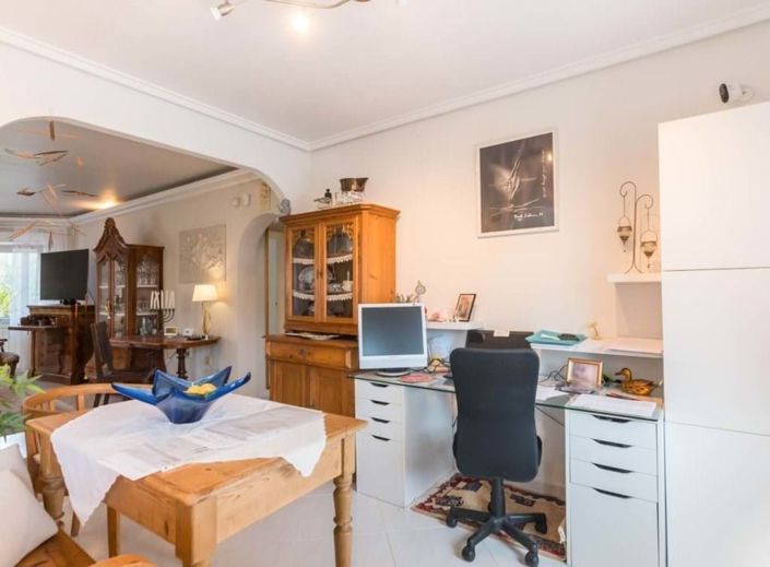 Image No.14-2 Bed Villa for sale