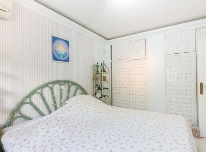 Image No.25-2 Bed Villa for sale