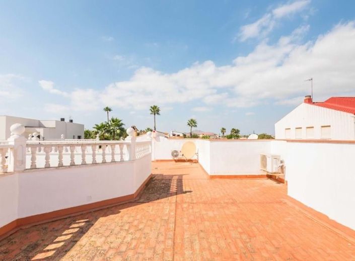 Image No.51-2 Bed Villa for sale