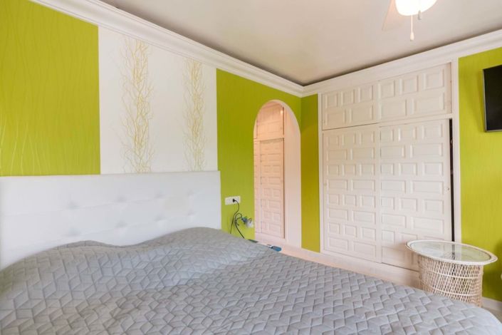 Image No.56-2 Bed Villa for sale