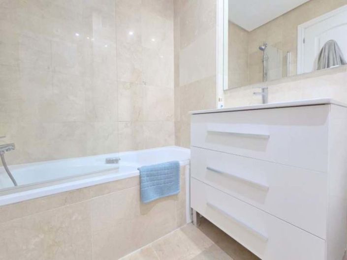 Image No.11-2 Bed Apartment for sale