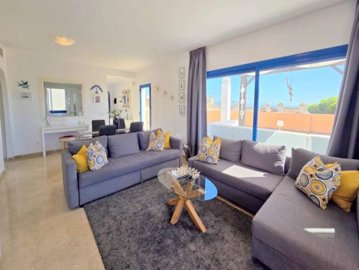 1447-645360-78d1f4f8b6655591b02d22fabb36a692d