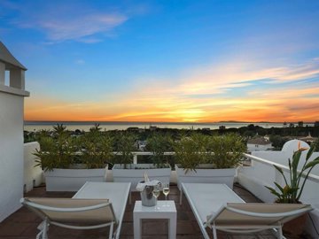 2 Bed Penthouse for sale