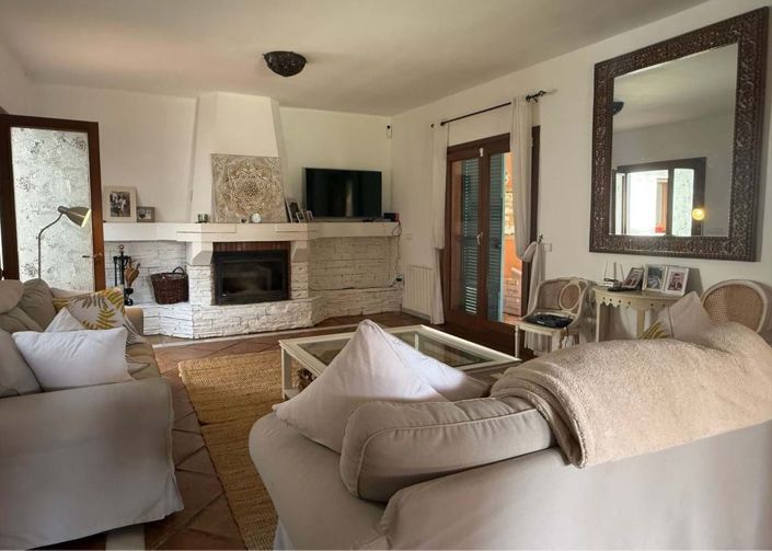 Image No.6-5 Bed Villa for sale