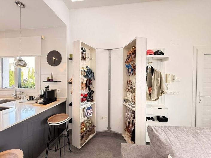 Image No.16-2 Bed Villa for sale