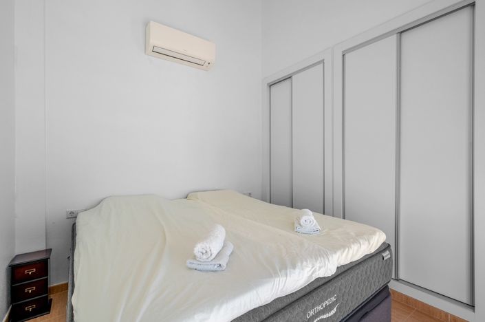 Image No.31-2 Bed Townhouse for sale