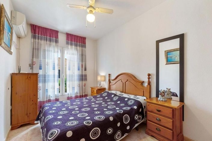 Image No.13-3 Bed Semi-Detached for sale