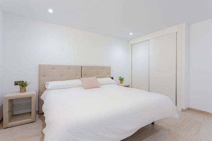 Image No.24-4 Bed Villa for sale