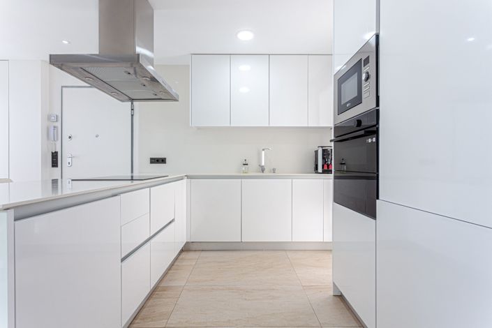 Image No.9-4 Bed Villa for sale