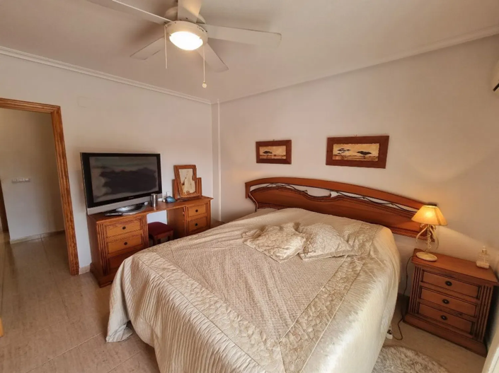 Image No.10-3 Bed Property for sale