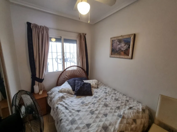 Image No.15-3 Bed Property for sale