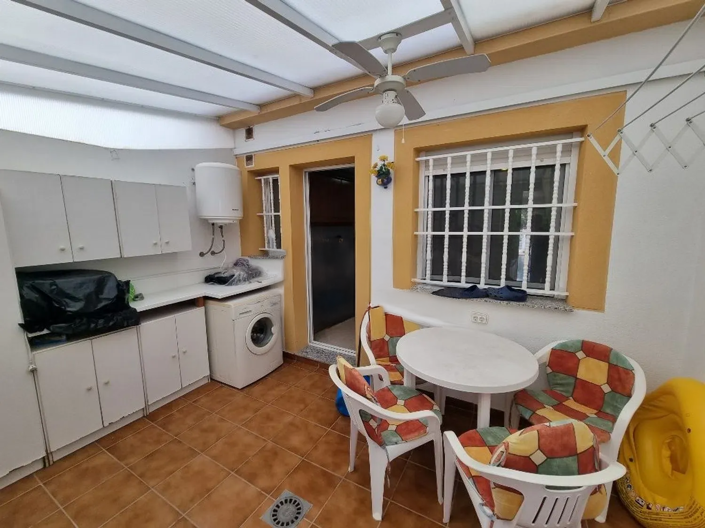 Image No.18-3 Bed Property for sale