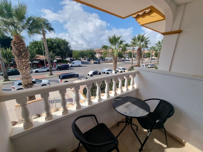 Image No.3-3 Bed Property for sale