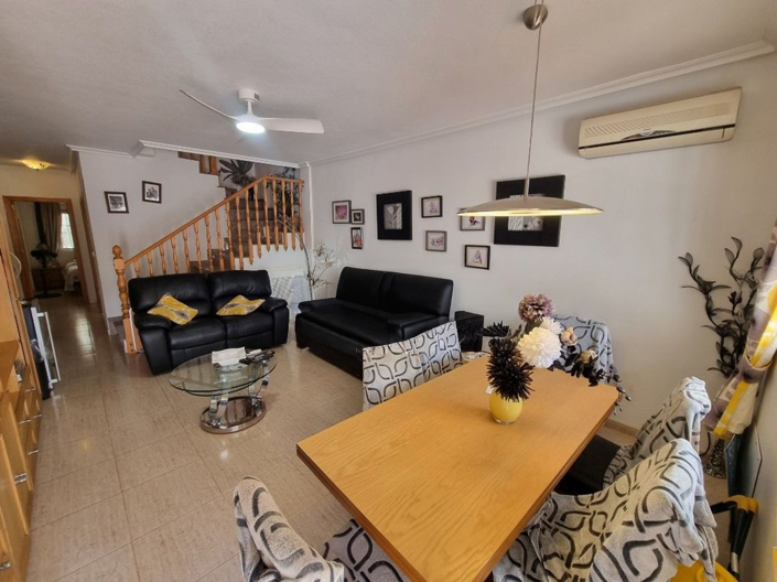 Image No.5-3 Bed Property for sale