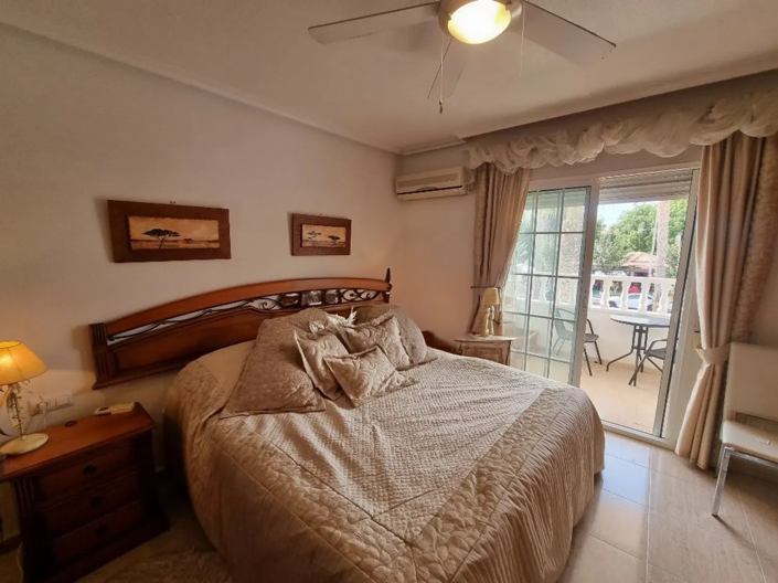 Image No.9-3 Bed Property for sale