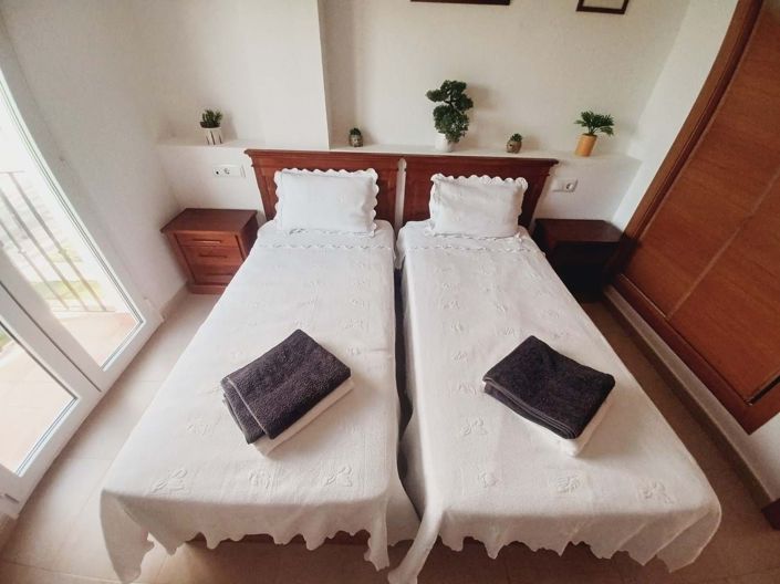 Image No.19-2 Bed Apartment for sale