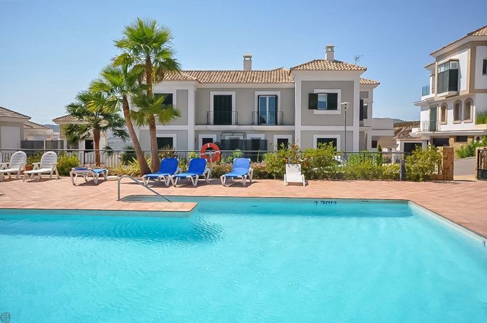 Image No.34-2 Bed Apartment for sale