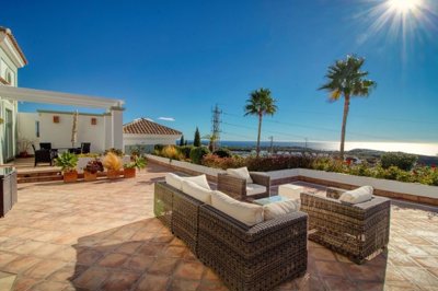 1447-647420-78d1f4f8b6655591b02d22fabb36a692d