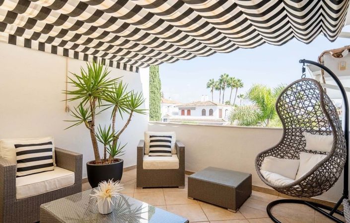 Image No.11-3 Bed Townhouse for sale