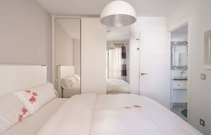 Image No.20-3 Bed Townhouse for sale