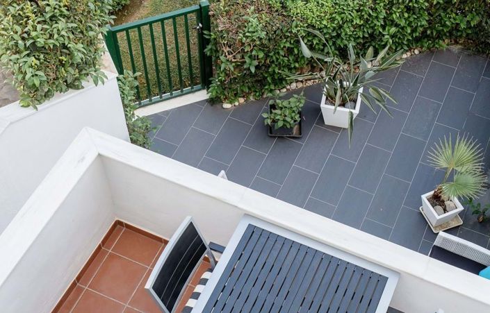 Image No.35-3 Bed Townhouse for sale