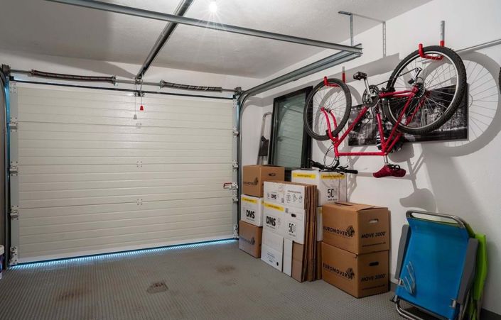 Image No.36-3 Bed Townhouse for sale