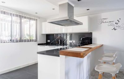 1447-647056-78d1f4f8b6655591b02d22fabb36a692d