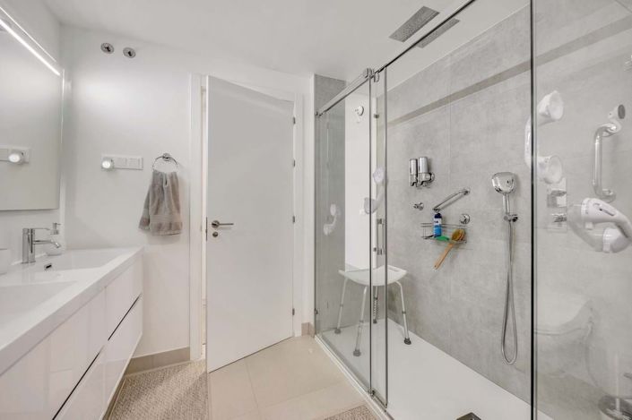 Image No.33-2 Bed Apartment for sale