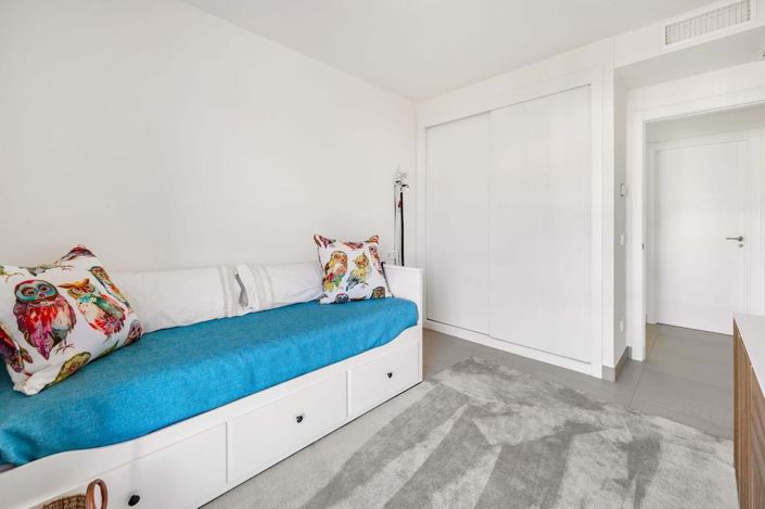 Image No.35-2 Bed Apartment for sale