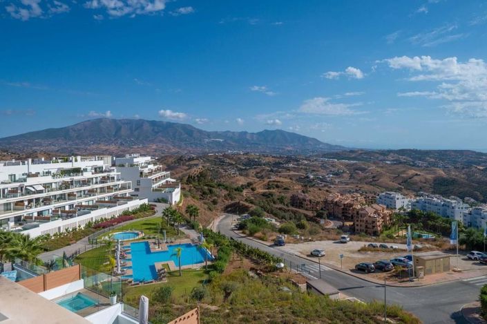 Image No.37-2 Bed Apartment for sale