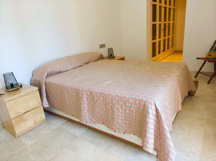 Image No.13-3 Bed Apartment for sale