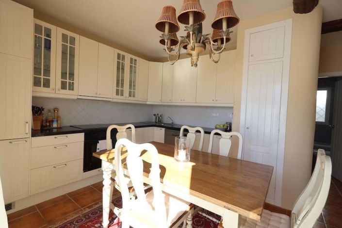 Image No.13-3 Bed Townhouse for sale