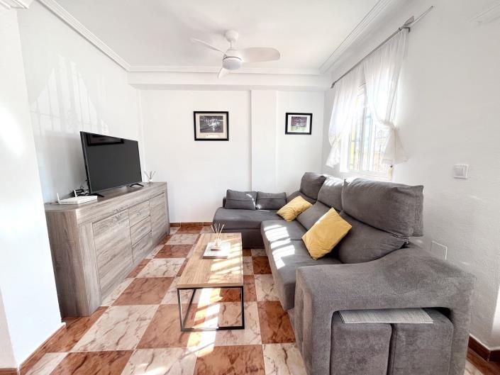 Image No.43-2 Bed Townhouse for sale