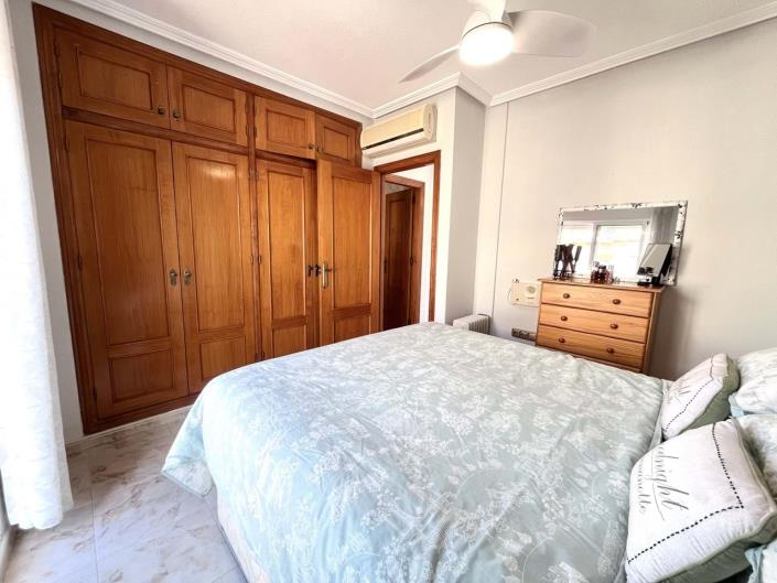 Image No.64-2 Bed Townhouse for sale