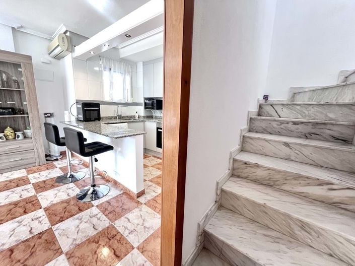 Image No.32-2 Bed Townhouse for sale