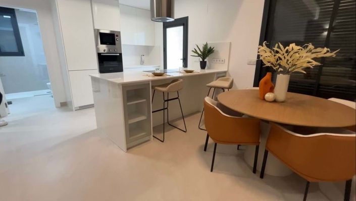 Image No.11-3 Bed Villa for sale