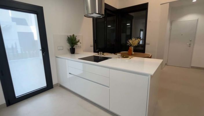 Image No.9-3 Bed Villa for sale