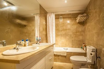 1447-645589-78d1f4f8b6655591b02d22fabb36a692d