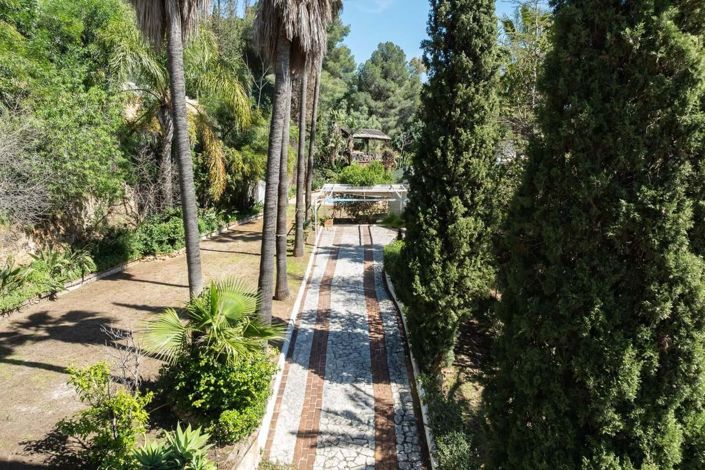 Image No.11-6 Bed Villa for sale