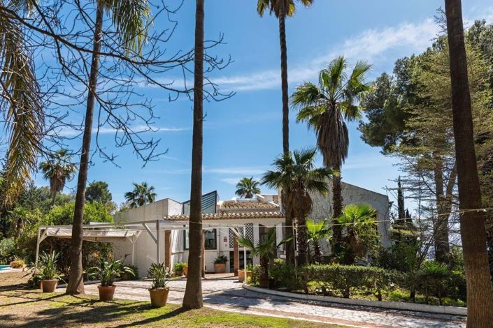 Image No.3-6 Bed Villa for sale