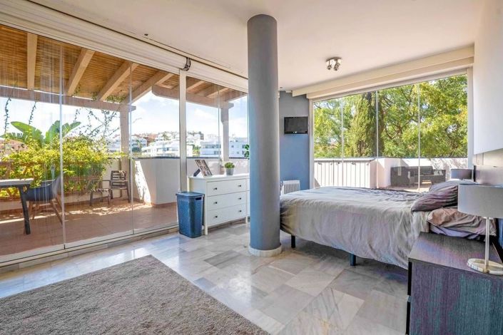 Image No.1-2 Bed Apartment for sale