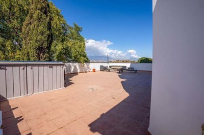 1447-647666-78d1f4f8b6655591b02d22fabb36a692d