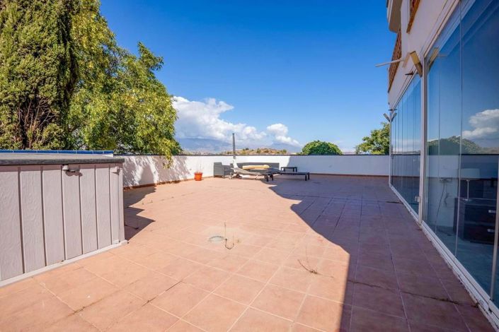 Image No.11-2 Bed Apartment for sale