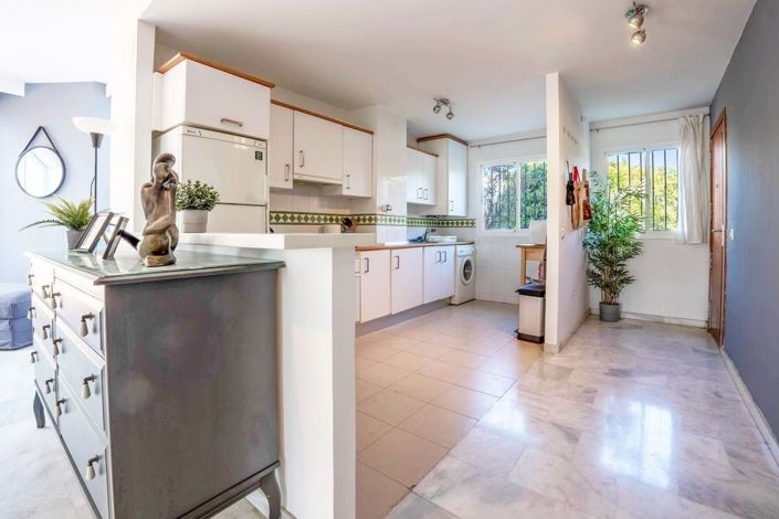 Image No.17-2 Bed Apartment for sale