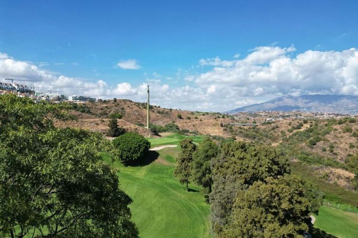 Image No.20-2 Bed Apartment for sale